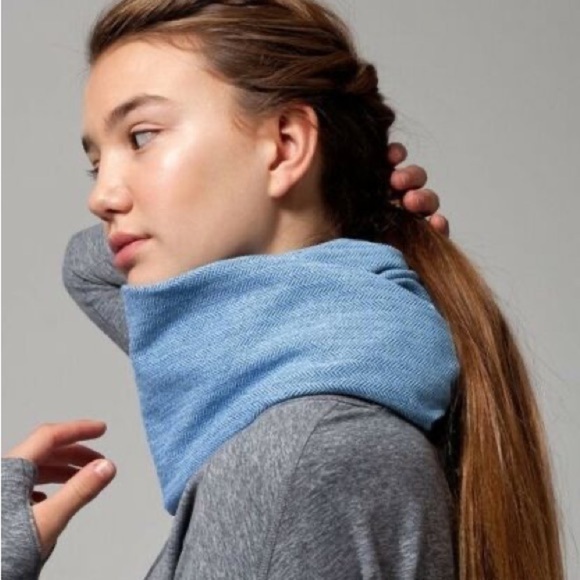 Ivivva Lululemon Girls Infinity Scarf Heather Pigment Blue/Purple - Picture 9 of 9